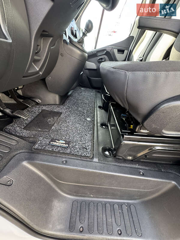 Вантажний фургон Renault Master 2018 в Києві фото 14 Вантажний фургон Renault Master 2018 в Києві