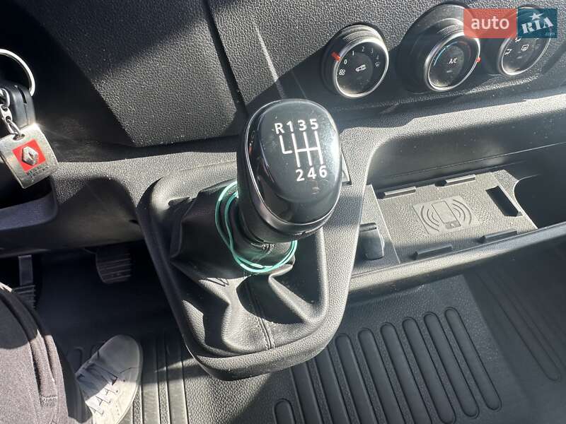 Вантажний фургон Renault Master 2021 в Луцьку фото 47 Вантажний фургон Renault Master 2021 в Луцьку