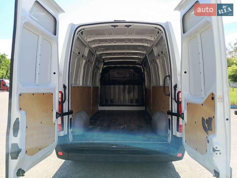 Вантажний фургон Renault Master 2021 в Києві