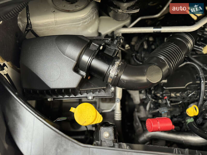 Микроавтобус Renault Master 2015 в Киеве