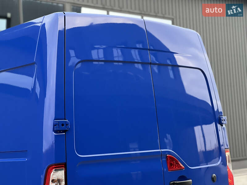 Вантажний фургон Renault Master 2020 в Дубні