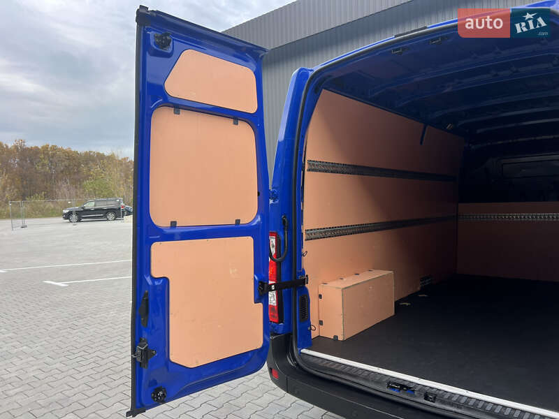 Вантажний фургон Renault Master 2020 в Дубні