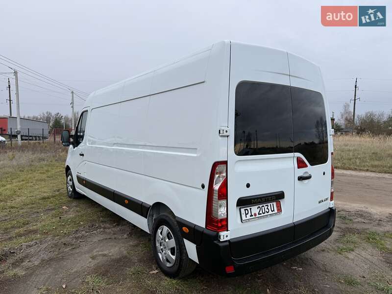 Грузовой фургон Renault Master 2017 в Львове