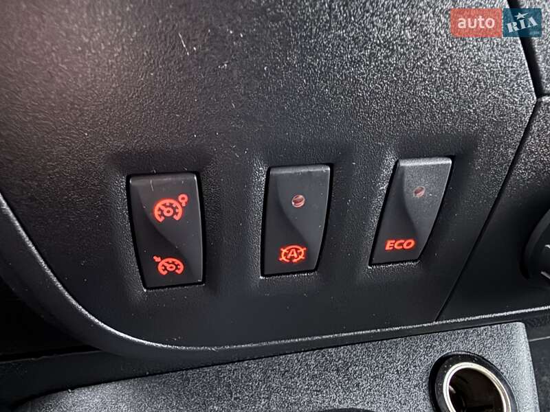 Грузовой фургон Renault Master 2017 в Львове