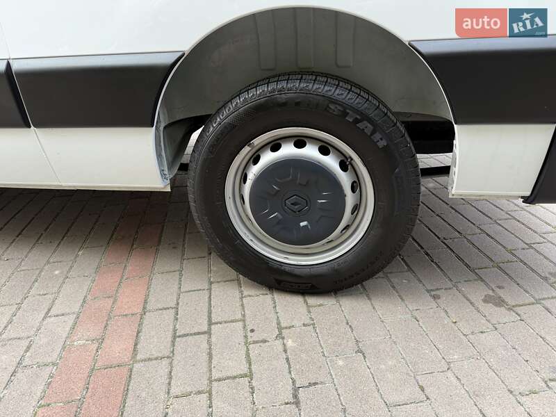 Грузовой фургон Renault Master 2021 в Киеве