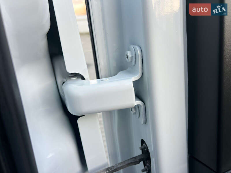 Грузовой фургон Renault Master 2023 в Дубно фото 72 Грузовой фургон Renault Master 2023 в Дубно