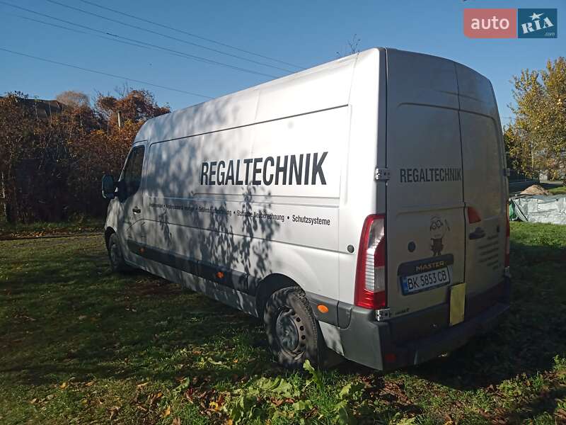 Вантажний фургон Renault Master 2014 в Володимирі