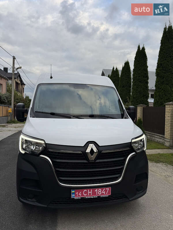 Грузовой фургон Renault Master 2022 в Ивано-Франковске