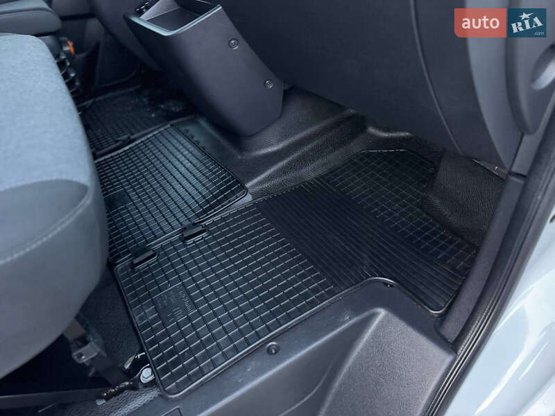 Грузовой фургон Renault Master 2023 в Дубно фото 66 Грузовой фургон Renault Master 2023 в Дубно