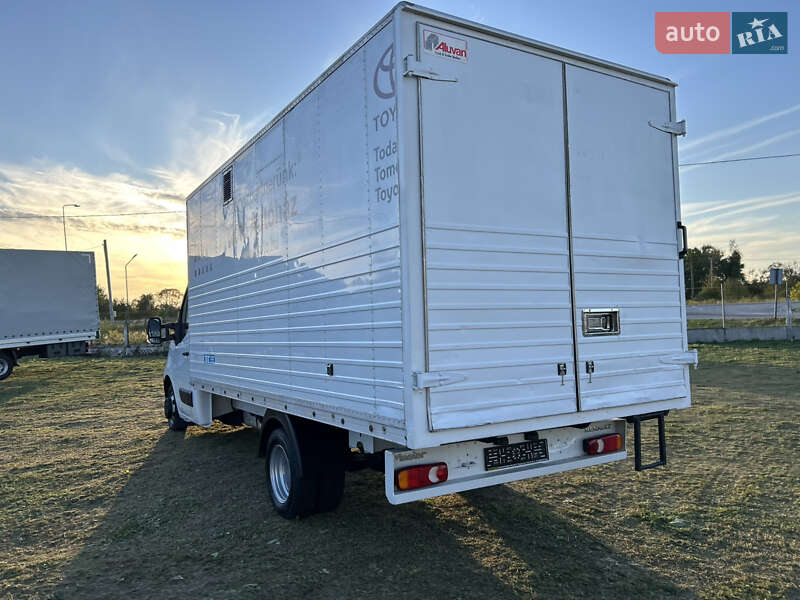 Грузовой фургон Renault Master 2018 в Стрые