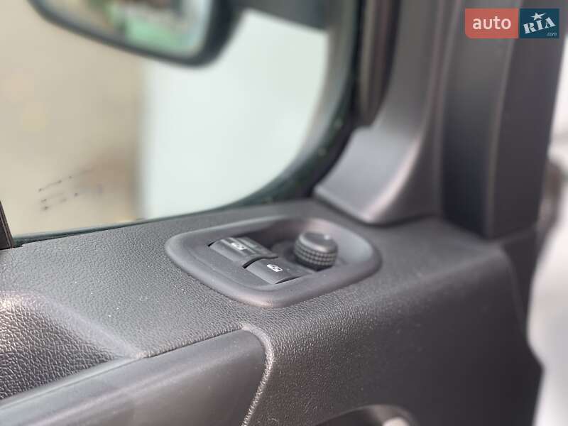 Грузовой фургон Renault Master 2017 в Дубно фото 20 Грузовой фургон Renault Master 2017 в Дубно