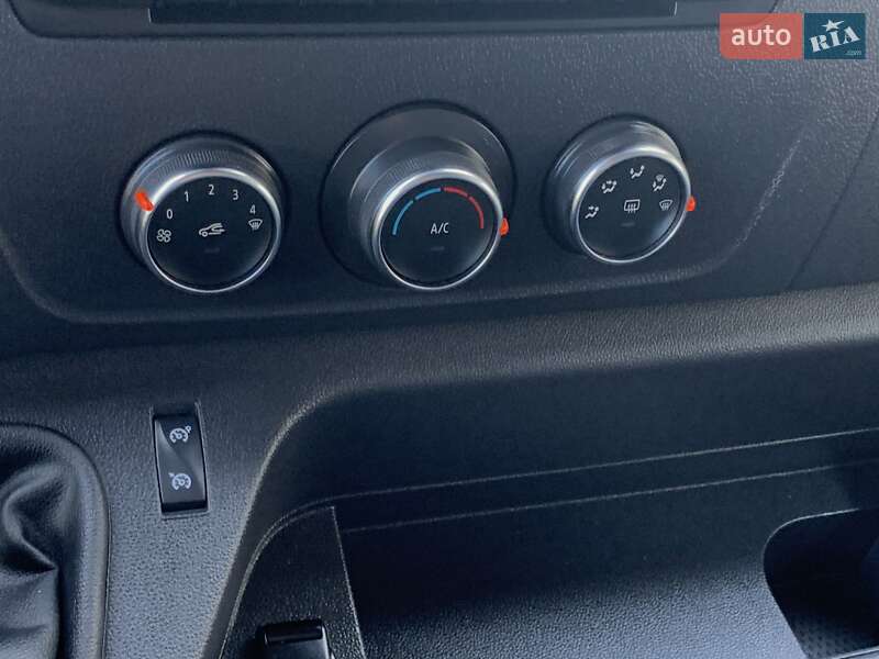 Вантажний фургон Renault Master 2021 в Бердичеві