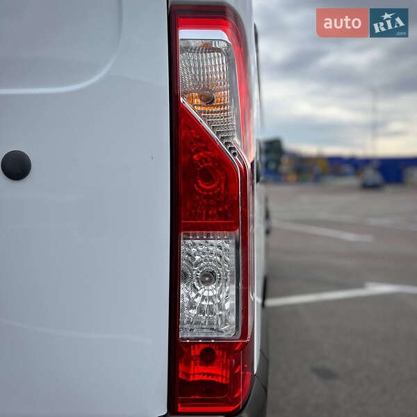 Вантажний фургон Renault Master 2020 в Києві