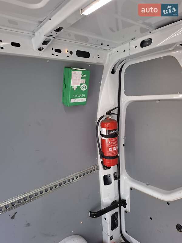 Вантажний фургон Renault Master 2022 в Івано-Франківську