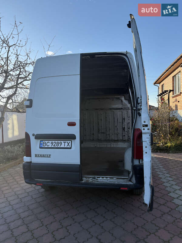 Вантажний фургон Renault Master 1999 в Любомлі