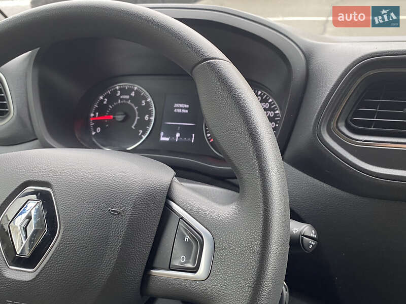 Вантажний фургон Renault Master 2021 в Ірпені