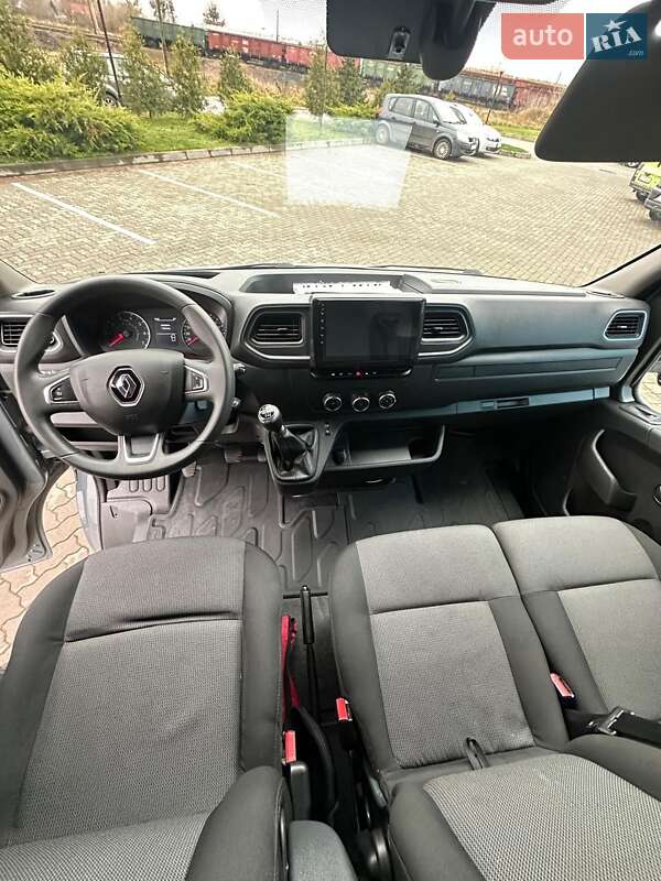 Грузовой фургон Renault Master 2022 в Киеве