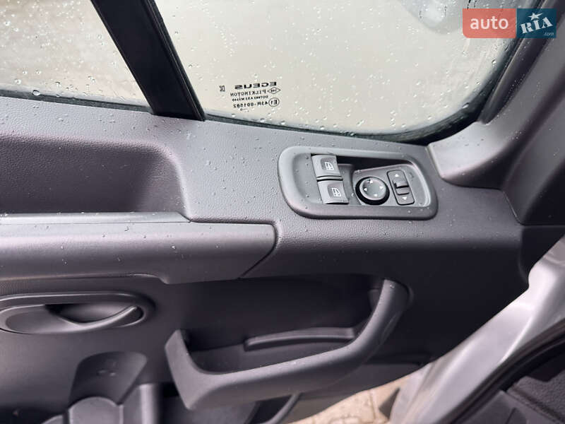 Грузовой фургон Renault Master 2020 в Хмельницком