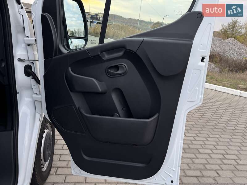 Грузовой фургон Renault Master 2021 в Полтаве