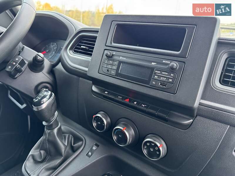 Грузовой фургон Renault Master 2021 в Полтаве