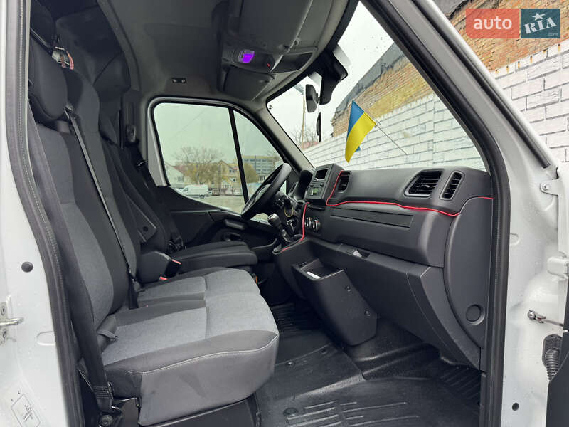Вантажний фургон Renault Master 2021 в Києві