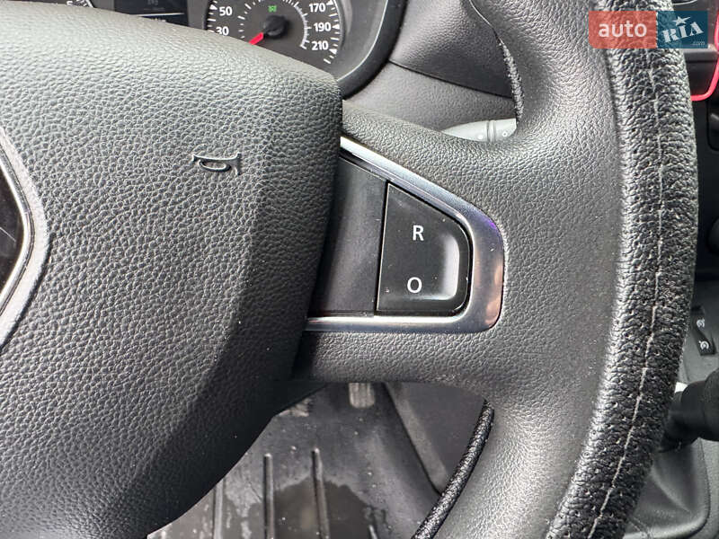 Вантажний фургон Renault Master 2021 в Києві