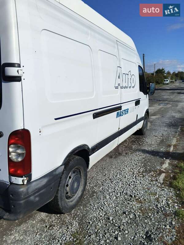 Вантажний фургон Renault Master 2004 в Полонному