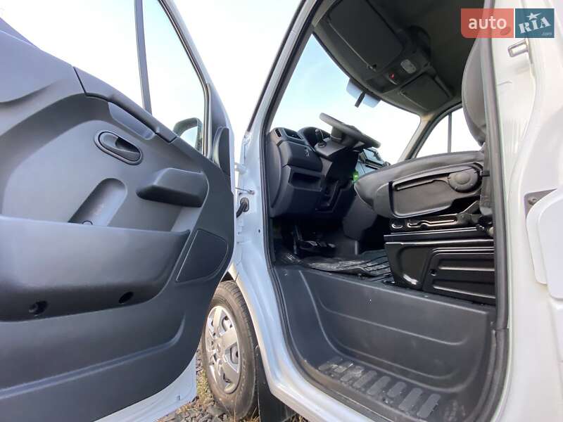 Вантажний фургон Renault Master 2022 в Києві