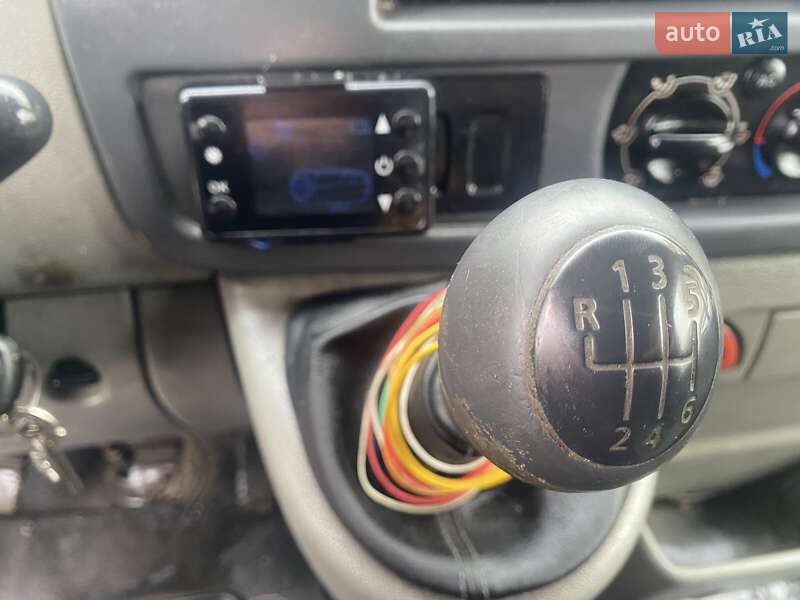 Мікроавтобус Renault Master 2007 в Львові фото 11 Мікроавтобус Renault Master 2007 в Львові