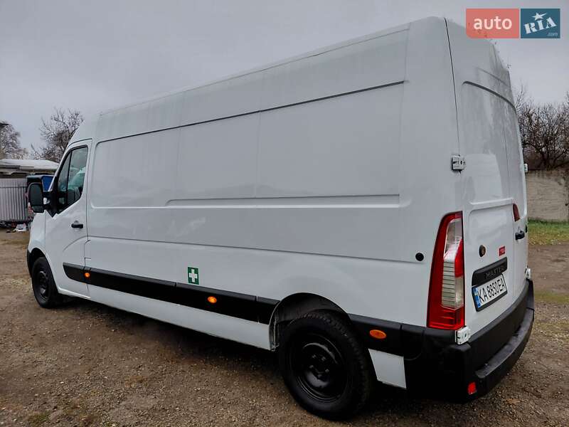 Грузовой фургон Renault Master 2016 в Ивано-Франковске