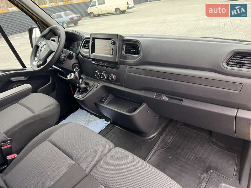 Вантажний фургон Renault Master 2021 в Ковелі