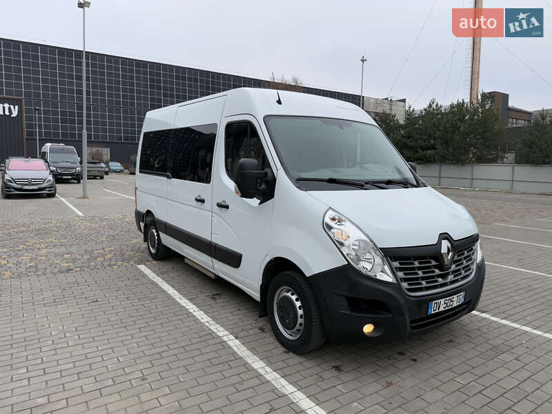 Мінівен Renault Master 2015 в Луцьку