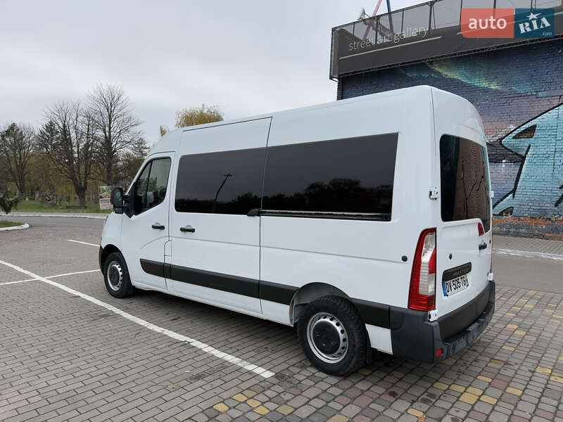 Мінівен Renault Master 2015 в Луцьку