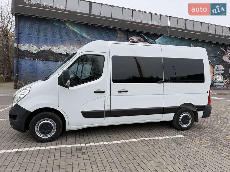 Мінівен Renault Master 2015 в Луцьку