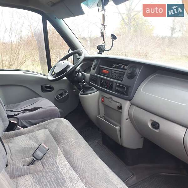 Мінівен Renault Master 2006 в Черкасах