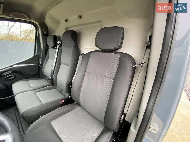 Грузовой фургон Renault Master 2022 в Киеве фото 37 Грузовой фургон Renault Master 2022 в Киеве