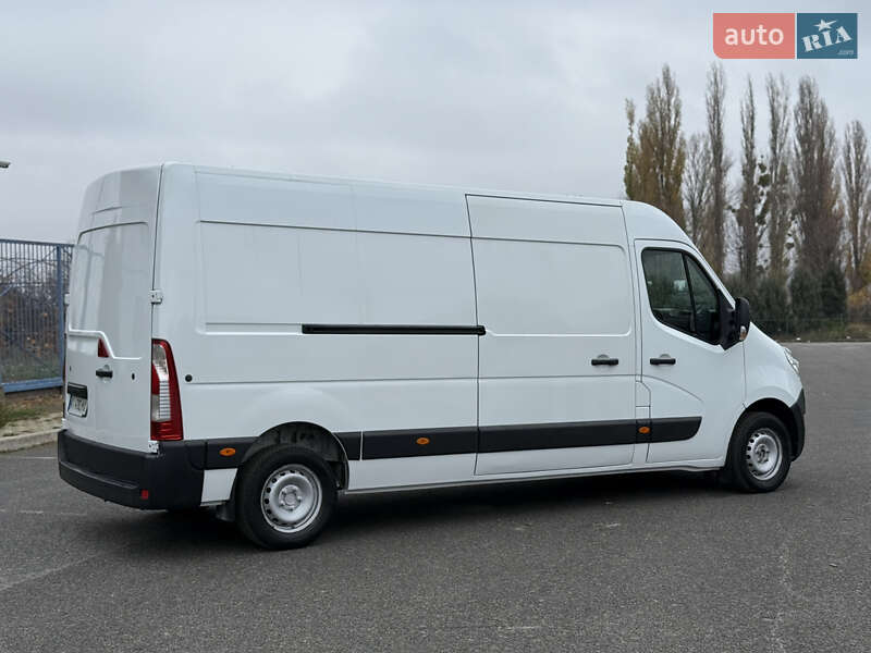 Грузовой фургон Renault Master 2017 в Новомосковске