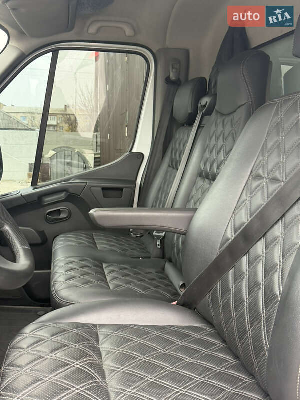 Грузовой фургон Renault Master 2019 в Пирятине