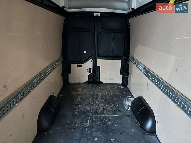 Вантажний фургон Renault Master 2018 в Рівному