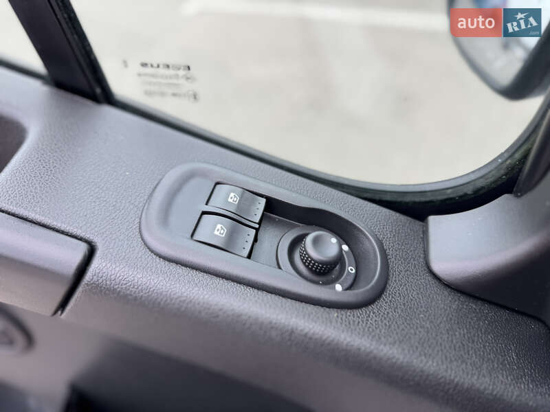 Вантажний фургон Renault Master 2019 в Дубні