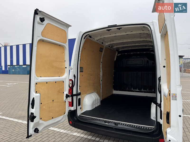 Вантажний фургон Renault Master 2019 в Дубні