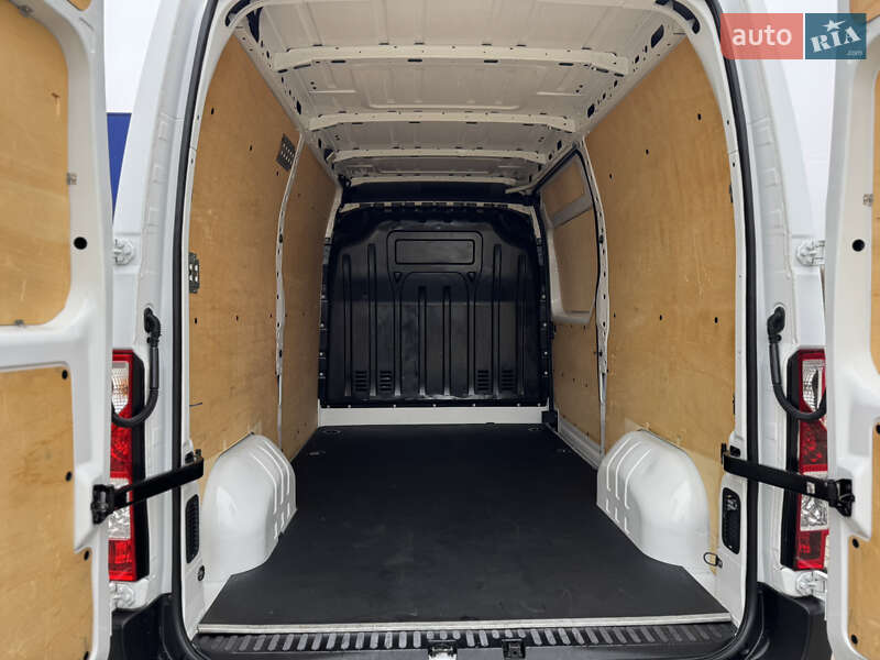 Вантажний фургон Renault Master 2019 в Дубні