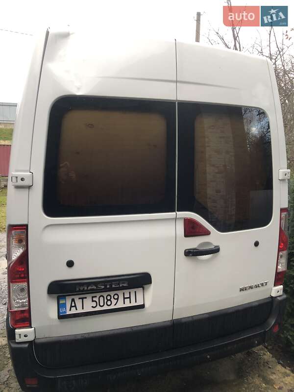 Мінівен Renault Master 2013 в Ланчині