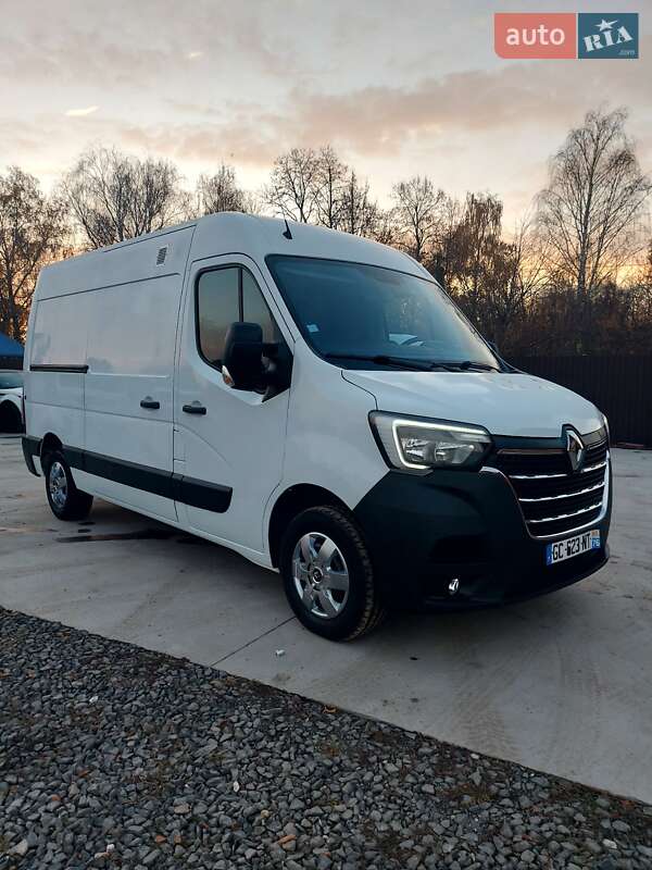 Грузовой фургон Renault Master 2021 в Млинове