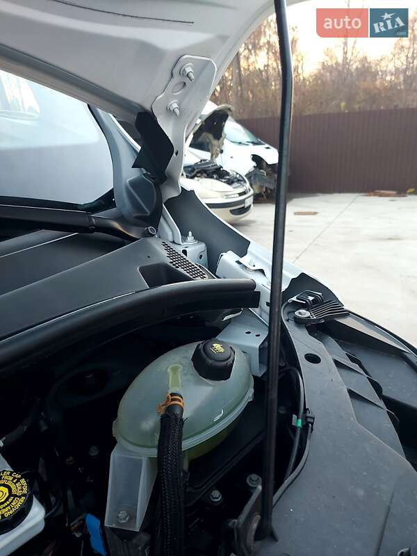 Грузовой фургон Renault Master 2021 в Млинове