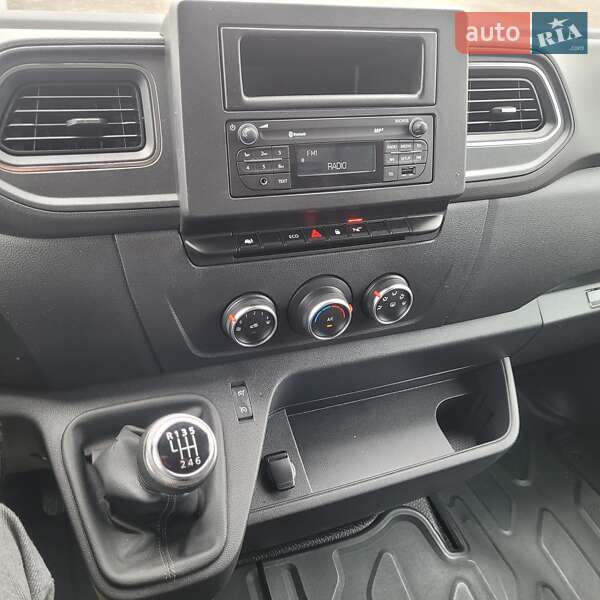 Грузовой фургон Renault Master 2021 в Луцке фото 39 Грузовой фургон Renault Master 2021 в Луцке