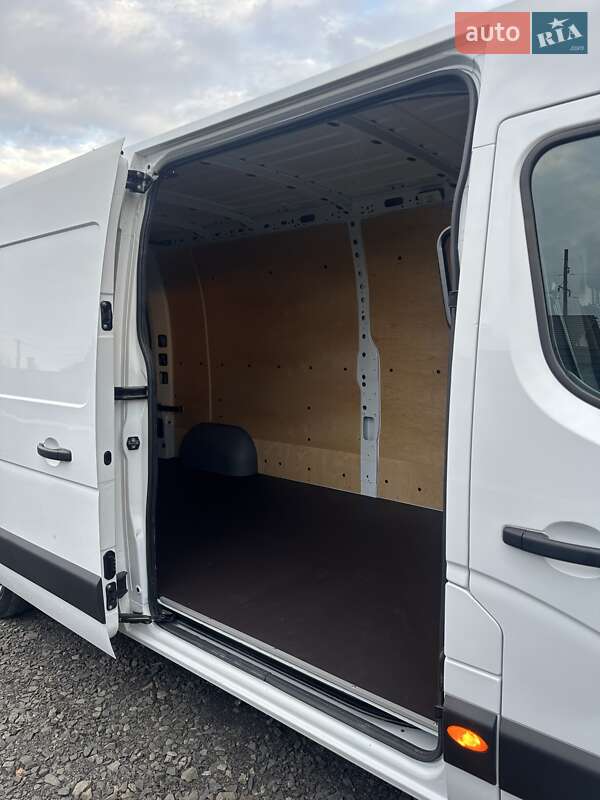 Вантажний фургон Renault Master 2022 в Ковелі