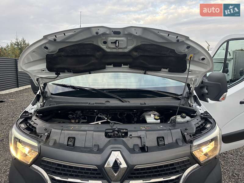Вантажний фургон Renault Master 2022 в Ковелі