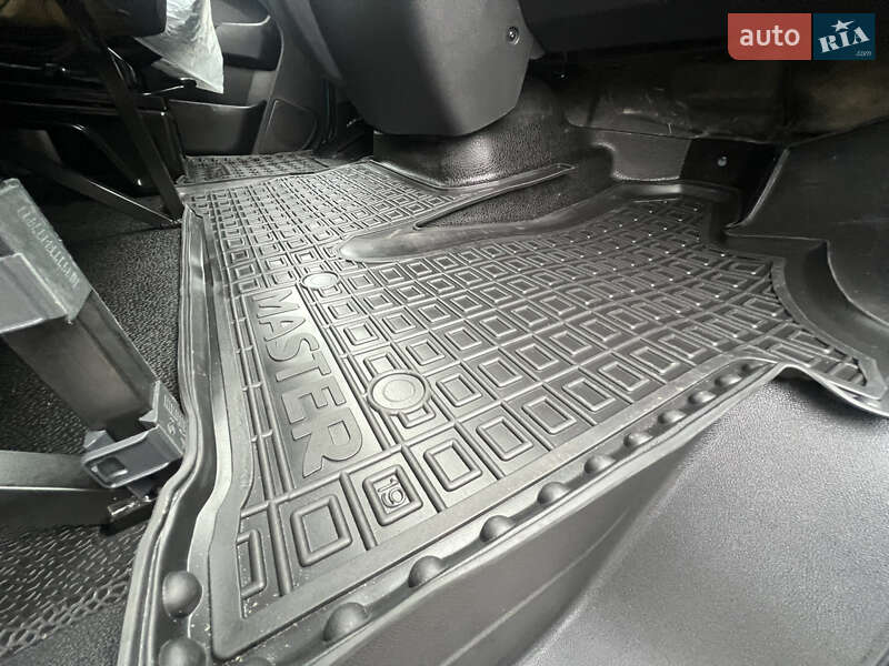 Грузовой фургон Renault Master 2020 в Радомышле фото 26 Грузовой фургон Renault Master 2020 в Радомышле