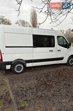 Вантажний фургон Renault Master 2011 в Сокалі